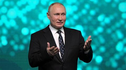 Lo căng thẳng với NATO, Putin cấm tập trận đột xuất