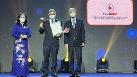 EVNHCMC nhận giải thưởng Thương hiệu Vàng TP. Hồ Chí Minh năm 2021