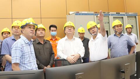 Bộ trưởng Bộ KH&CN và đoàn công tác kiểm tra Nhà máy Thủy điện Lai Châu và Sơn La
