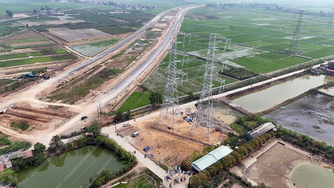 Đóng điện thành công đường dây 500kV Phố Nối - Thường Tín, đẩy nhanh tiến độ Vành đai 4 Vùng Thủ đô