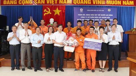 Công đoàn Điện lực Việt Nam động viên người lao động tại Khánh Hòa và Bình Thuận nhân dịp Tháng Công nhân