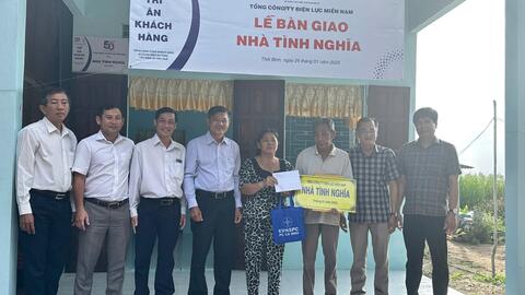 Tổng Công ty Điện lực miền Nam trao nhà tình nghĩa tại huyện Thới Bình, tỉnh Cà Mau